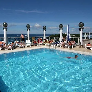 https://hotel-laguna-gran-vista.in-istria.net